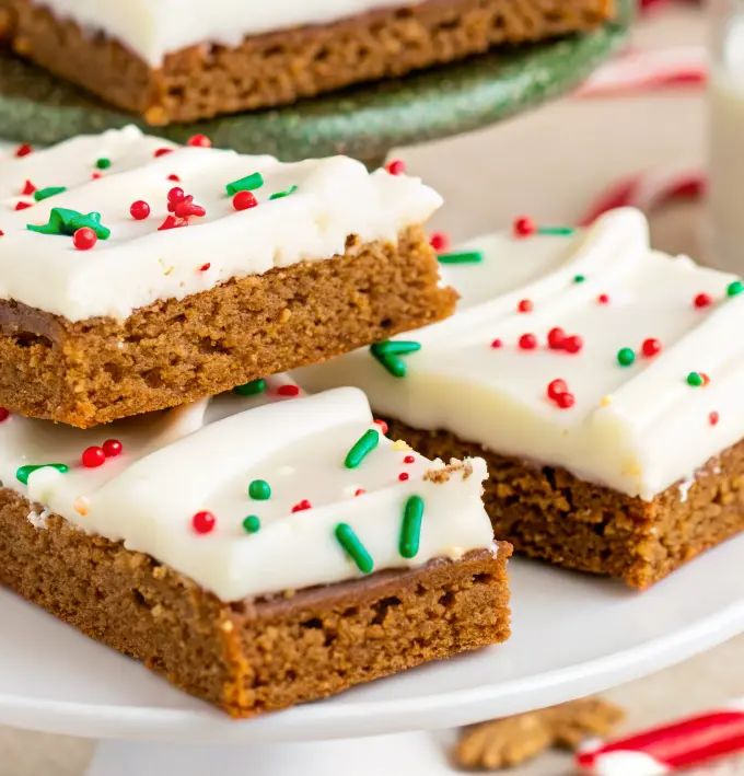 Gingerbread Cookie Bars