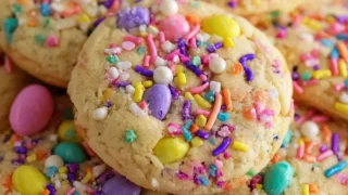Soft & Chewy Easter M&M Cookies